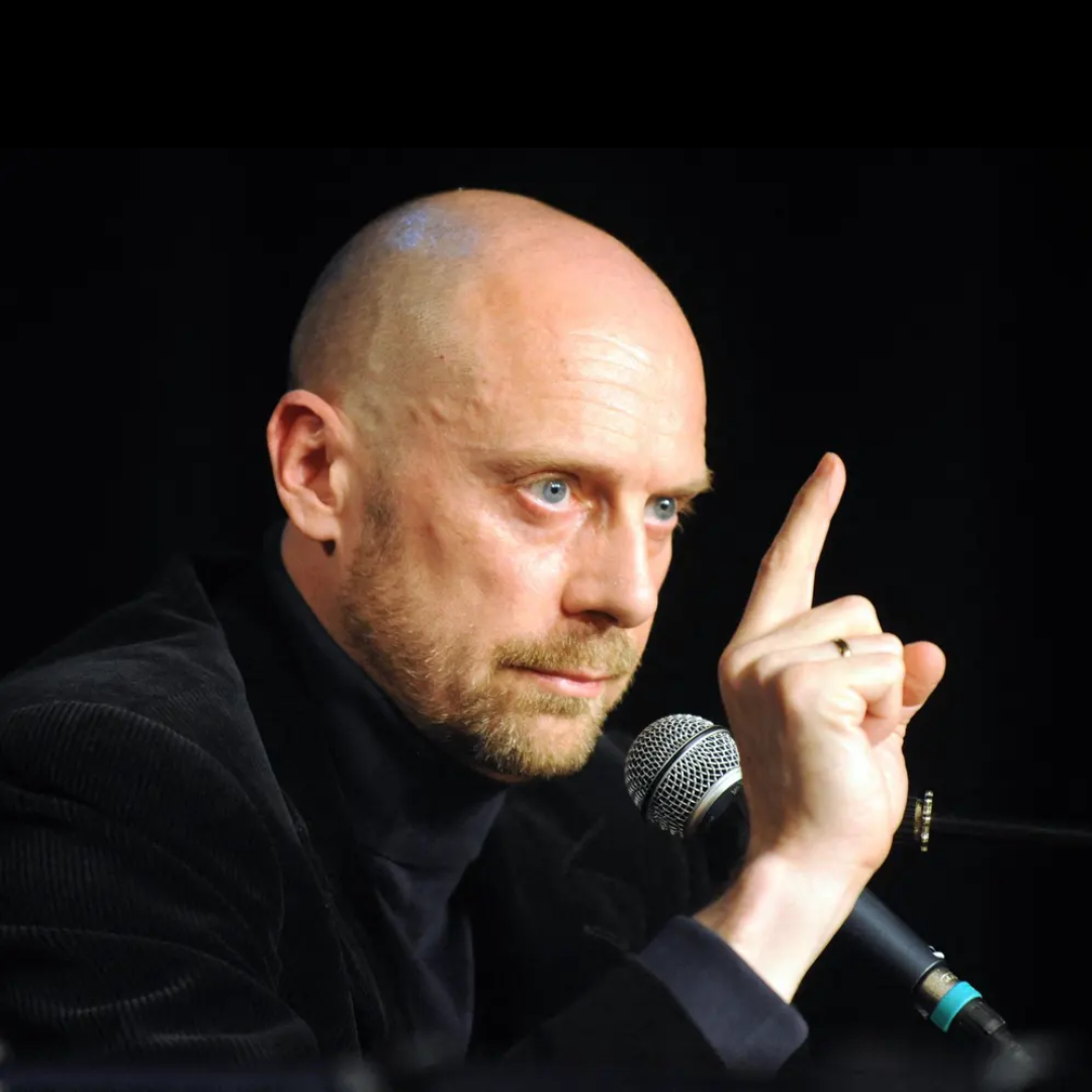 Ce qu’Alain Soral m’a appris sur la création de contenus. 

J’arrive à créer du contenu de manière infinie (ET originale) grâce à ces 4 techniques. 

Je te les partage ICI 👇 

/THREAD/