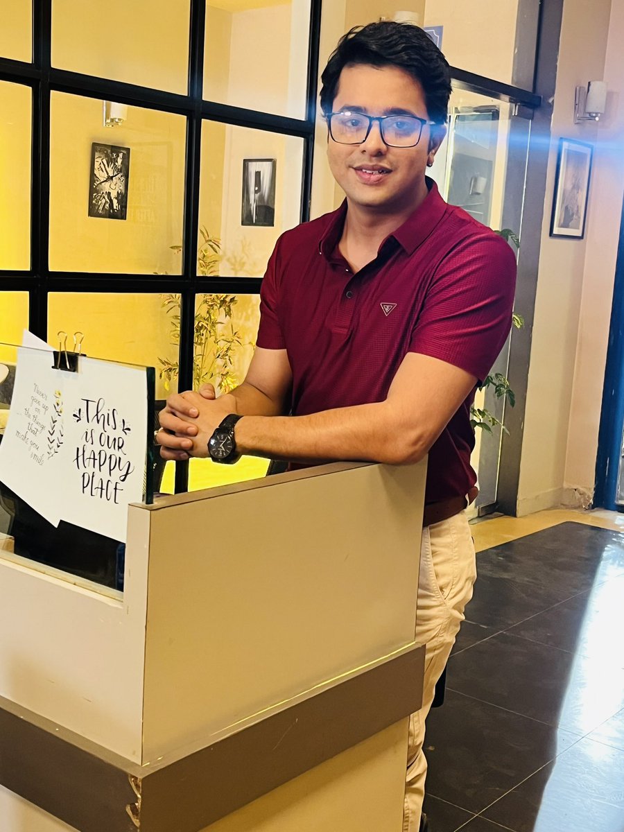 vadhya_dinesh's tweet image. Some new project done with a bunch of good people 😊🎥

STAY TUNNED 

#actor 
#artist 
#shootingmode 
#newproject 
#comingsoon 
#followformoreupdate 
#ActorDineshVadhya 
#promoshoot 
#StayTunned