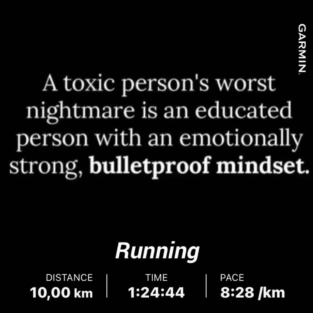 We choose to be active while we are young so we can be healthy and mobile as we age 🙌🏽 #chooseday #toptiptuesday #IPaintedMyRun #garmin #beatyesterday #runningunprovoked