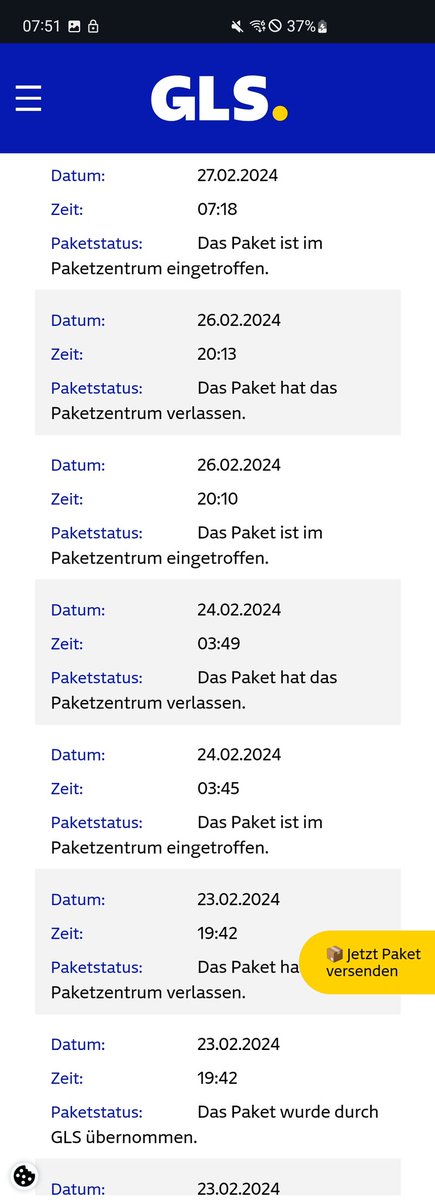 Would you look at that, mein Paket hält sich wohl für eine Katze...