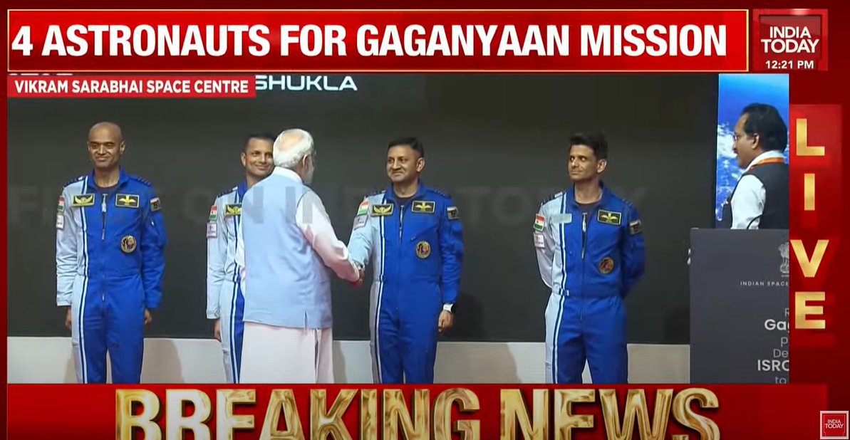 ShivAroor's tweet image. BREAKING: India announces the 4 Indian astronauts for the #Gaganyaan mission to space. The four chosen IAF pilots are:

Gp Capt Prashanth Nair
Gp Capt Ajit Krishnan
Gp Capt Angad Pratap
Wg Cdr Shubhanshu Shukla

Big congratulations to the 4 and their families!