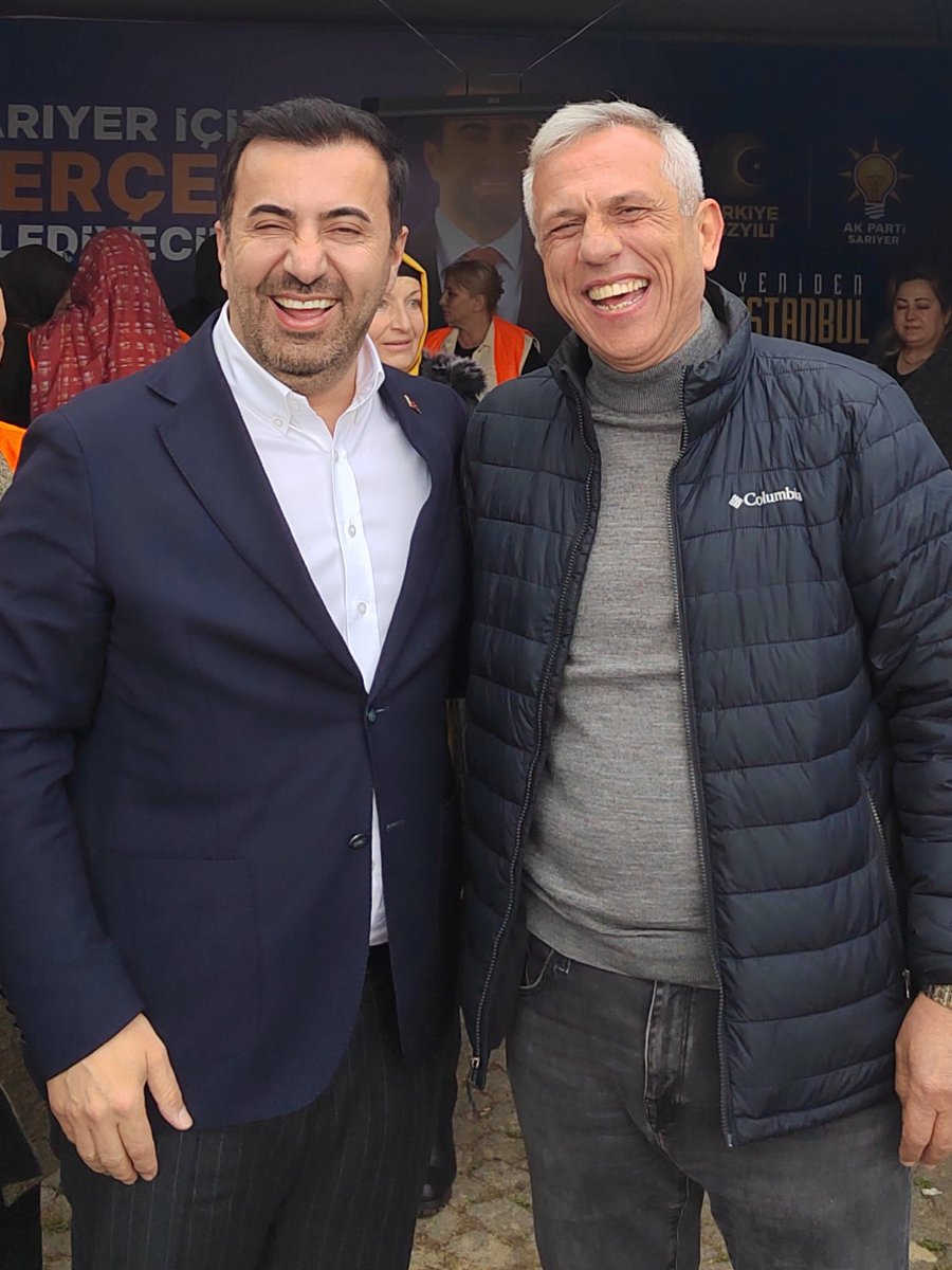 Sarıyer’de keyfimiz yerinde.
Yürüyoruz hep birlikte. 
Halkımıza hizmeti getirmek için gece gündüz demeden çalışıyoruz.
Sizlerin desteğiyle 31 Martta “Yeniden Sarıyer” diyoruz.

Şimdi #DeğişimZamanı #VarMısınSarıyer #HepBeraberSarıyer