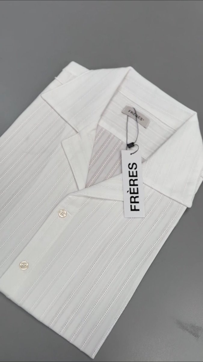 altaindustria's tweet photo. Con una inversión de 30 dólares crearon una marca de ropa líder 💸 conocé la historia de FRÈRES! 👕🇦🇷 https://t.co/HfcukoFUe8