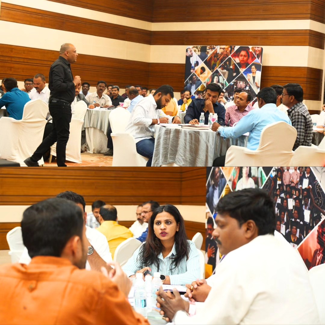 DilipAutisWorld's tweet photo. A phenomenal start to the Sanjivani Induction and Orientation session in Kolhapur! Dilip Auti brought an electrifying energy, embracing the vibrancy of Kolhapurkars, the spiritual essence of Mata Mahalaxmi, and the historical charm of this incredible place.  #BusinessSanjivani https://t.co/CWrKjOjMtF