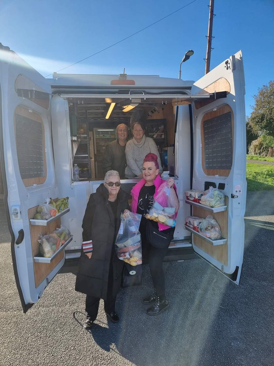 Can Cook / Well-Fed  are keen to hear your thoughts on where you would like to see their Mobile Shops next……

Comment below to let them know your preferred locations!! 👩🏼‍🍳🛒

#wellfed #cancook #food #mobileshop #questionoftheday #looseladieslive #looseladies