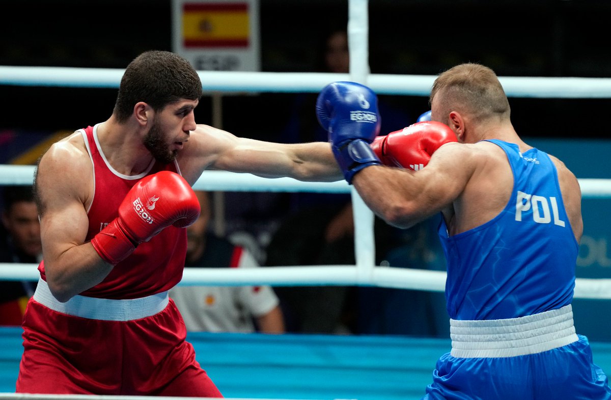 🕐 El boxeo español viaja a Italia en busca del sueño olímpico
👉🏻 horapunta.com/noticia/43675/…
#⃣ #HoraPunta #Boxeo #BoxeoEspañol #Tokyo2020 #Paris2024 #JJOOParís #OlympicQualifiers #ElCorazónDeEspaña
👥 @JQuilesPodium @COE_es @FEBOXEO1 @juegosolimpicos @AntonioLopez78