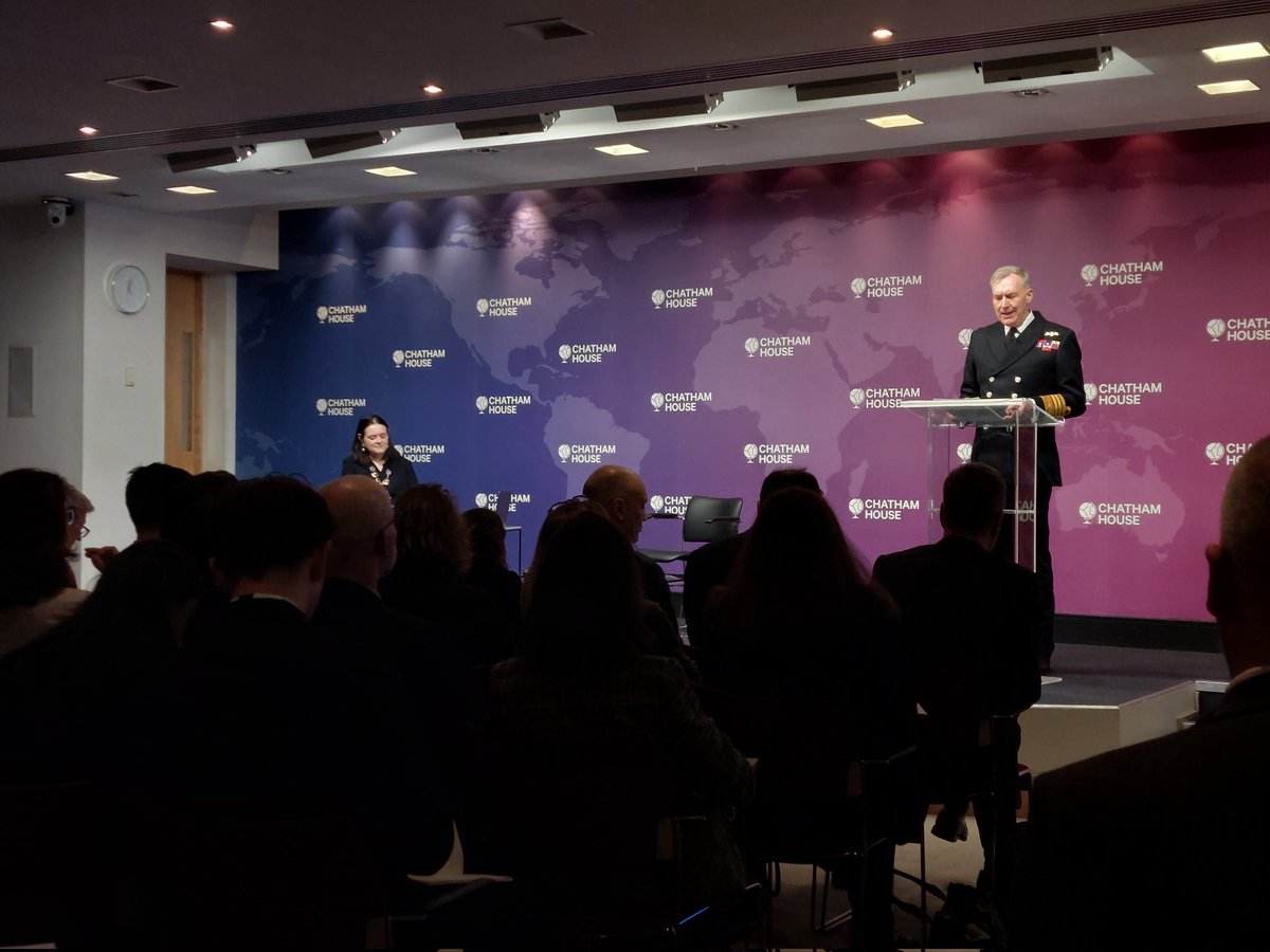 Admiral Sir @AdmTonyRadakin_ delivering his keynote address at @ChathamHouse #CHSecDef, chaired by our Director @bronwenmaddox