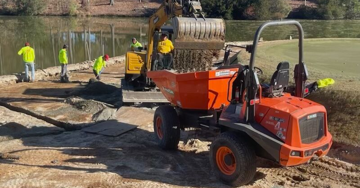 Another day on the green ⛳. Our #D601APG is the perfect partner for golf course maintenance.  Today, catch it in action, cleaning bunkers at the Governors Club in Tennessee.

📸 <a href="/AspenGolf/">Aspen Golf</a>

#AUSAmachinery #heavyequipment #dumper #dumpers #golf #golfcoursemaintenance