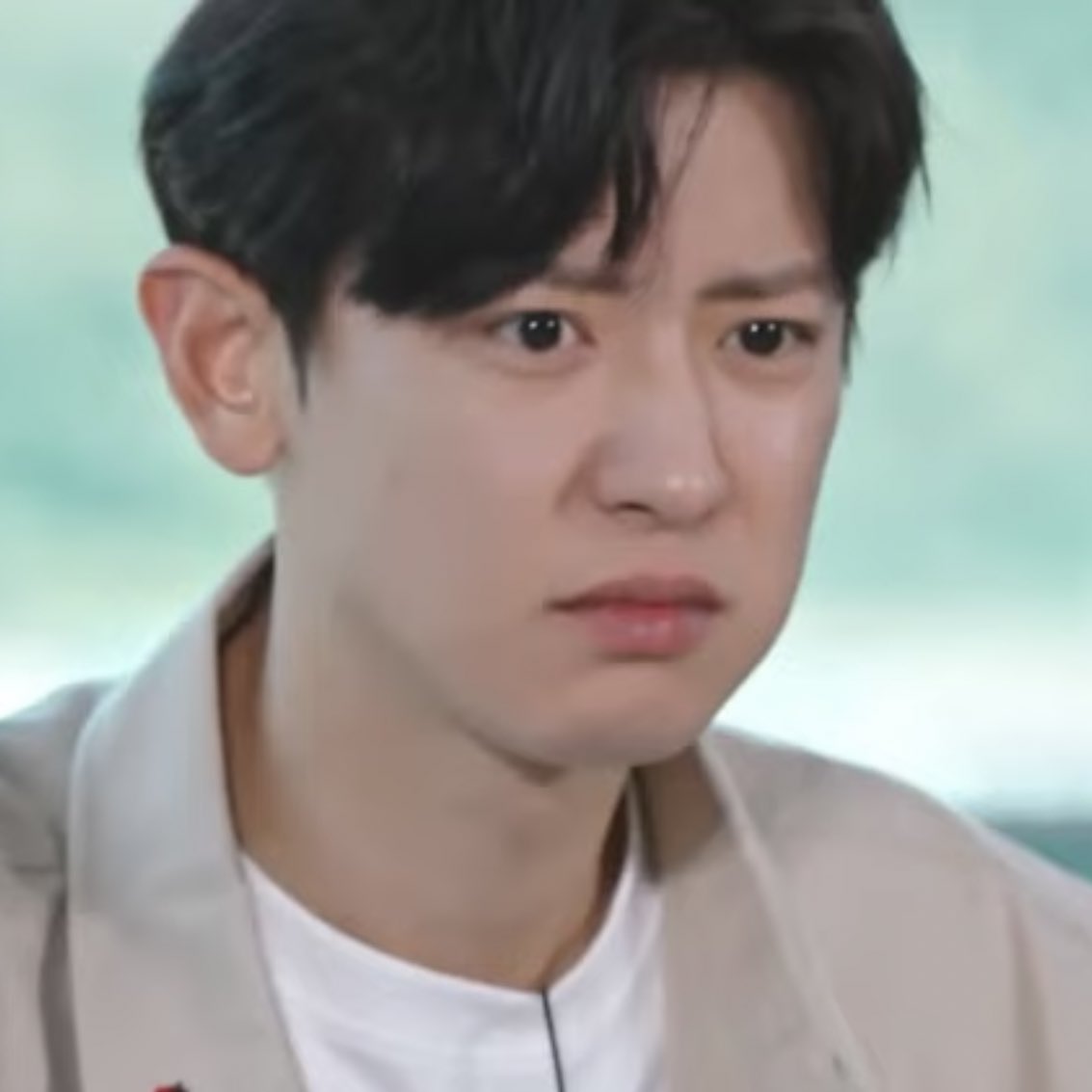 hourly chanyeol tweet media