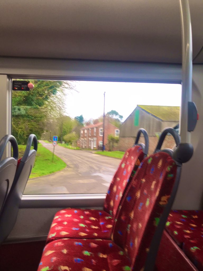 PoetDeanwilson6's tweet photo. I’m on 
the bus,

it’s paused 
at Skeffling

my brain 
is buzzing

I can feel joy
entering.

#BusFond
#Skeffling https://t.co/Qv1rPHvR4L