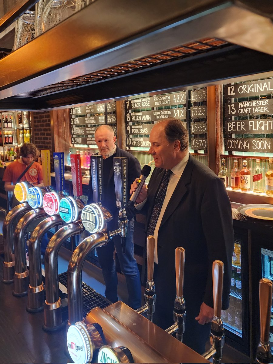 @JWLeesBrewery's @Will_LJ rocking the mike at the @FoundersHallMCR launch. @Bruntwood_UK's Chris Oglesby in the background, about to pull the first pint.
