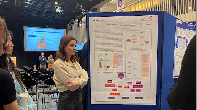 ILC Poster Day 2024 | @UCLouvain_be 

Jetez un oeil 👀 à mon cadre analytique (version +/- visuelle, en analyse de discours c'est pas gagné) sur la légitimation du discours politique de gestion de crise par la temporalité 👩‍🎨🎨

link👇
researchgate.net/publication/37…