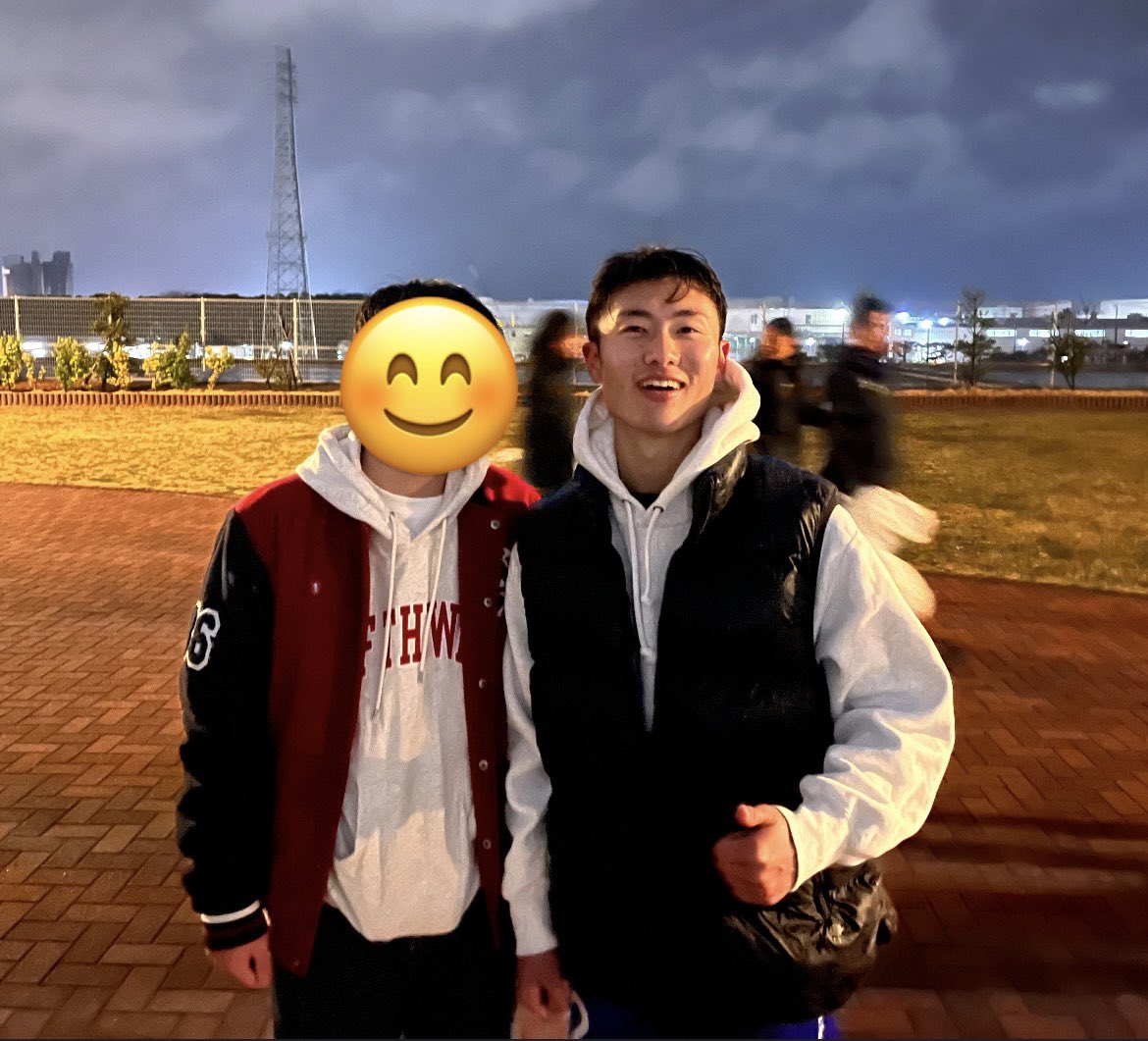 gunagunahulk's tweet photo. @leothegakuen @SoccerRapperLeo 
まだ余韻に浸ってます
最高にかっこいい方達でした。 https://t.co/huZLhqX6eJ
