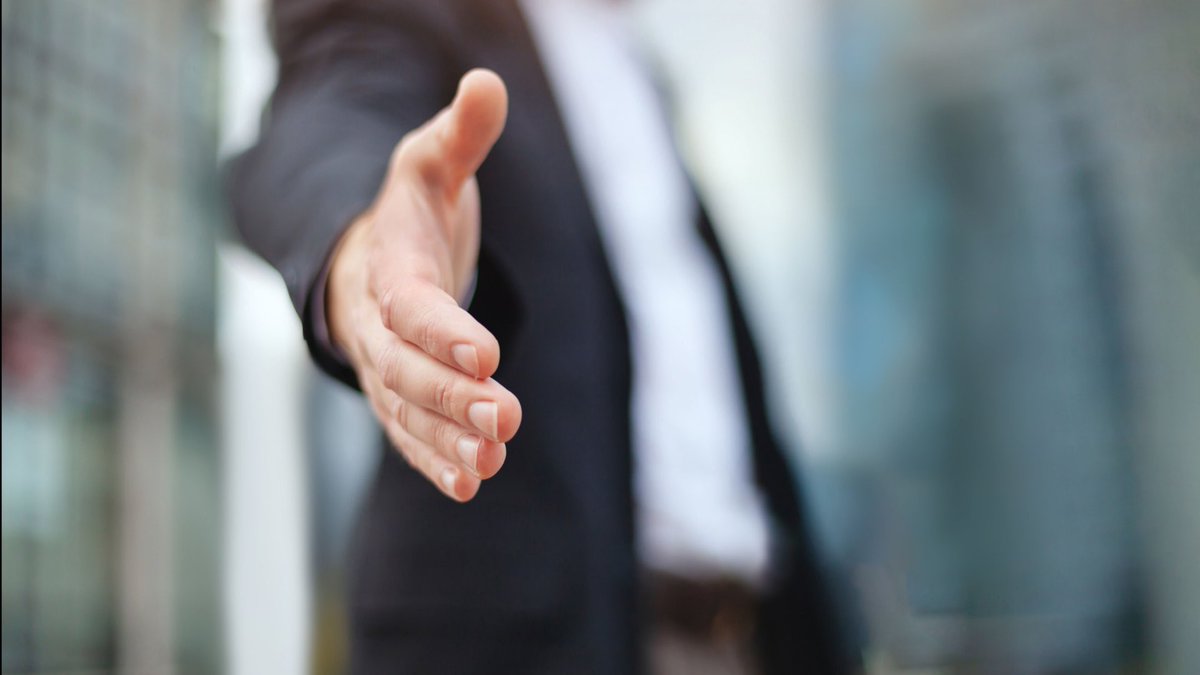 #Recrutement sans CV : les entreprises adhèrent ! 👌

92 % des recruteurs jugent que les #SoftSkills sont aussi importants, voire +, que les compétences techniques et le diplôme selon @LinkedInFrance 🔎

✅ Une méthode approuvée par le <a href="/GroupRandstadFR/">Groupe Randstad FR</a> ➡️ rebondir.fr/recrutement-sa…