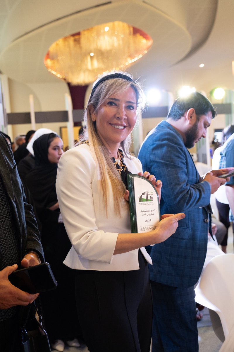 EPGroup2's tweet image. Azha Community prides itself in being active &amp;amp;engaged in the real estate community around Ajman, and the UAE 🤝 Thank you to Ajman Real Estate Investment Exhibition for the acknowledgement!

#Ajman #RealEstate Investment #AzhaCommunity #AjmanRealEstate #AjmanHomes #AzhaLiving