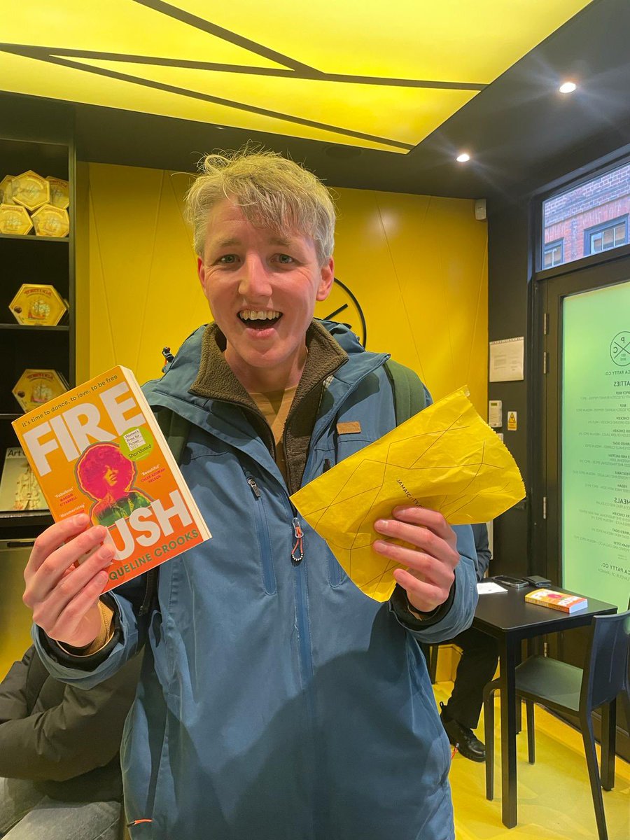 vintagebooks's tweet image. And that’s a wrap on our #FireRush x @JamaicaPattyCo weekender. A big thank you to all involved and who came by 🔥