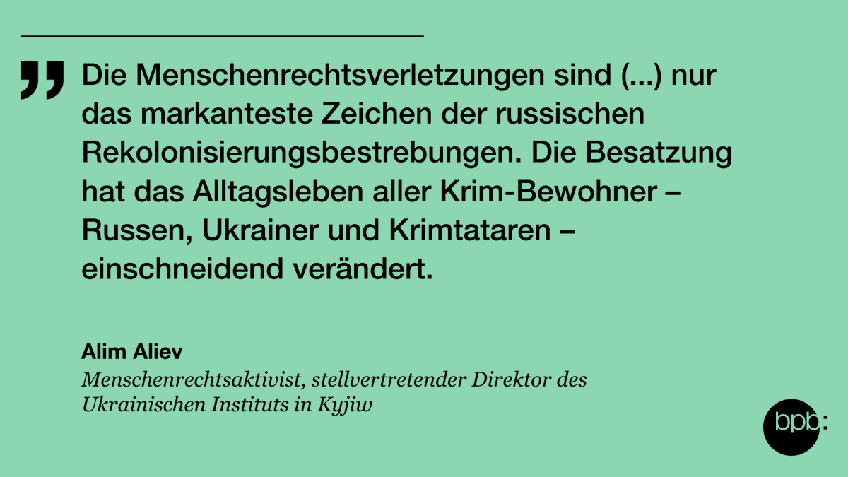 bpb_de's tweet photo. Seit der Annexion der #Krim versuche #Russland, die krimtatarische und ukrainische Identität der Bevölkerung systematisch zu ersetzen, schreibt der Menschenrechtsaktivist @alimqirim in seinem Essay über das Leben auf der Krim seit 2014: https://t.co/YZDzhykCL9 https://t.co/l7jR8lOTy0