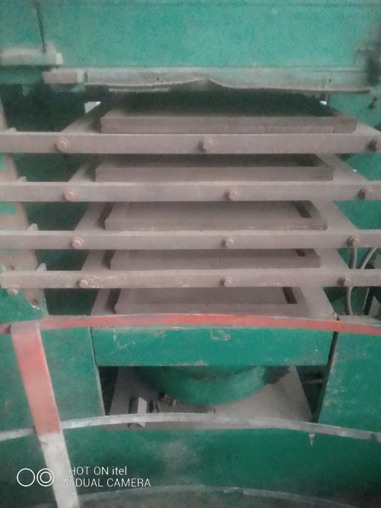 Hawaii / Eva Sole Press Molding Press
36,,42 pelate size Pistan 24   
5 delete  rs  1200000

Contact us on +91 9310375229
For more Details Please Visit Our Website
vatsntecnic.com

#HawaiiEvaSolePress
#EvaSoleMoldingPress
#RubberSolePress
#MoldingPress
#RubberMolding