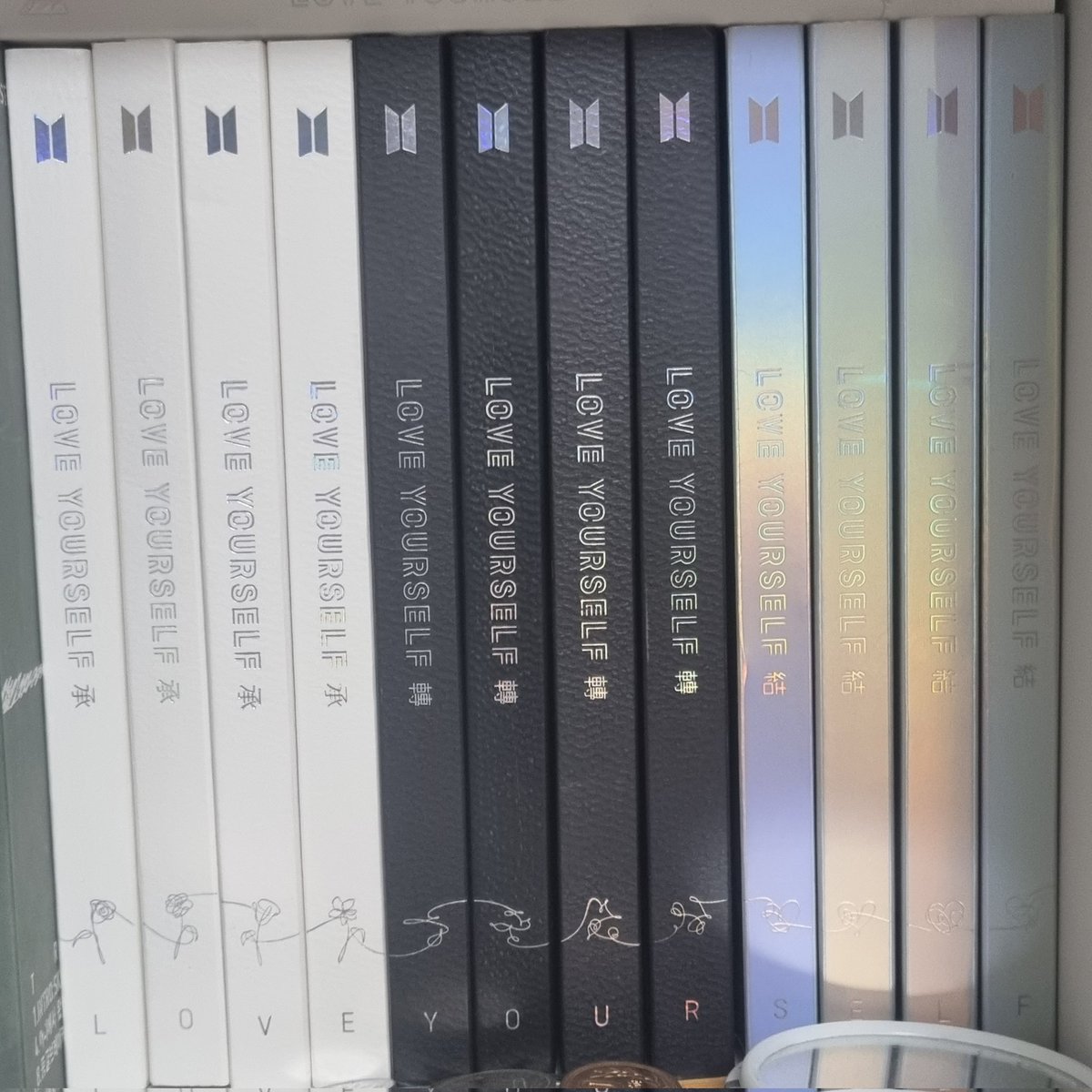 flower061313's tweet photo. loveyourself album | All 2.0 | 하자❌️ | DM plz🙏

방탄소년단 방탄 포카 남준 석진 윤기 호석 지민 태형 정국 양도 디비디 앨범 블레 메모리즈 bts photocard pc poca rm jin suga j-hope jimin jm v jungkook jk sell 양도 muster https://t.co/f6PmQVsUqW