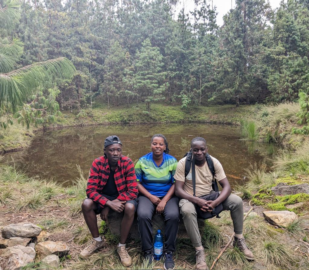 Beyond the Gorillas Experience partnered with the vibrant community for an unforgettable hike up the majestic Mountain Kabuye.
#VisitRwanda #VisitGakenke #DiscoverGakenke #GakenkeNziza #BeyondGorillasExperience <a href="/muka_vestine/">Vestine Mukandayisenga</a> <a href="/AimeNiyonsenga/">Aime Niyonsenga</a> <a href="/RwandaLocalGov/">Ministry of Local Government | Rwanda</a> <a href="/RDBrwanda/">Rwanda Development Board</a> <a href="/rbarwanda/">Rwanda Broadcasting Agency (RBA)</a>