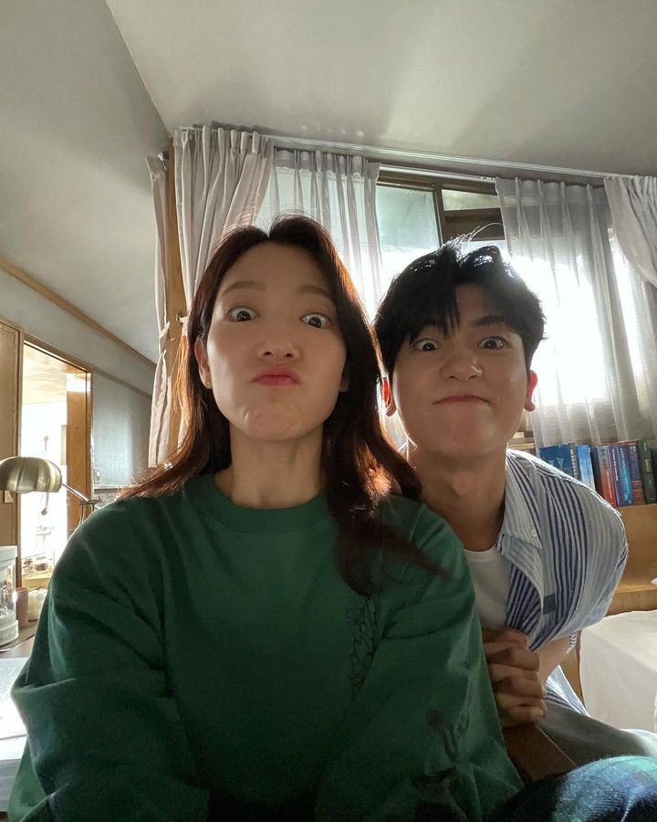 PARKSHINHYE_JP's tweet photo. [#パク・シネ Instagram]
いたずらっ子たち🤣
#ドクタースランプ #닥터슬럼프

https://t.co/NpkDizWjy5 https://t.co/dEmpkIQt8Z
