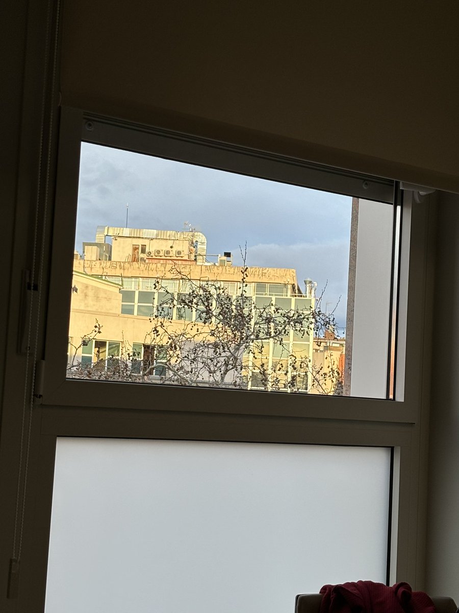 gemamrp's tweet photo. Vistas de mi habitación !!!! https://t.co/Wbd6L0RUoG