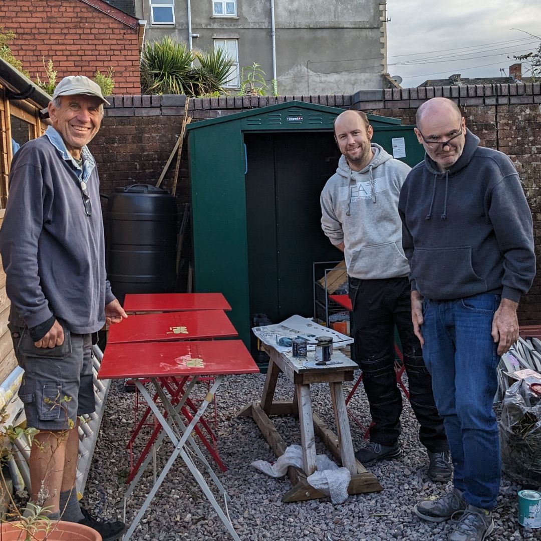 Tuesday is #GoodShed day! Part of the <a href="/MensShedsCymru/">Men's Sheds Cymru</a> movement, the group meets at 2pm - 4pm to share #skills and experiences, build stuff and drink tea!

No experience or tools necessary just come along! buff.ly/3IgzVrg 

#railwaygardens #splott #cardiff #thingstodo