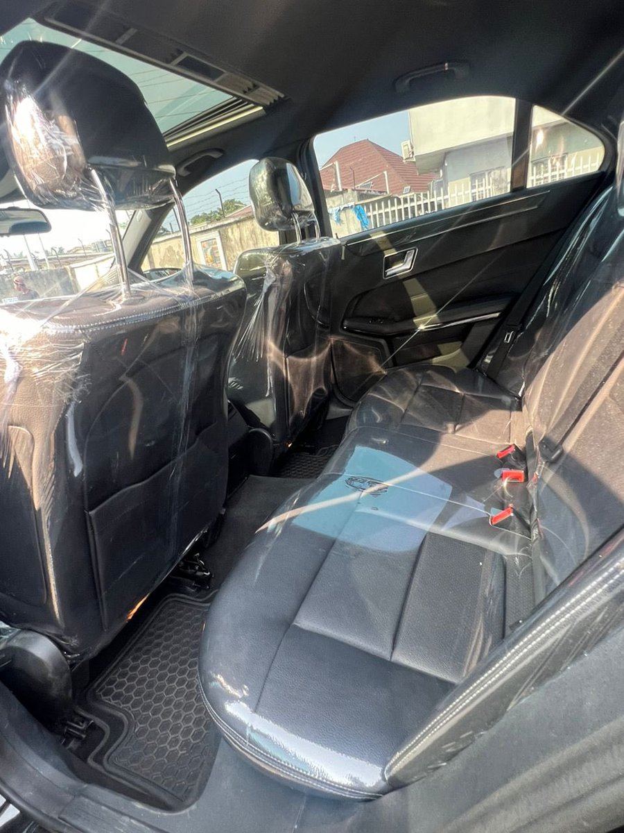 Ika9ja's tweet photo. Every human being deserves a good live , every eyes 👀 seeing this will be a car and property owners IJN🙏🏿🤲🏿.
Claim it https://t.co/s0ZLCcHs7g