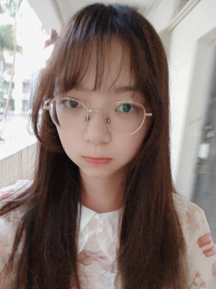 【网友投稿 No.637】JK制服眼镜小姐姐 #眼镜娘 #眼镜妹 #投稿 #反差 #投稿曝光 #女友 #女友分享 #女友系列 #女同学 #女同事 https://t.co/HjroDq0qYh