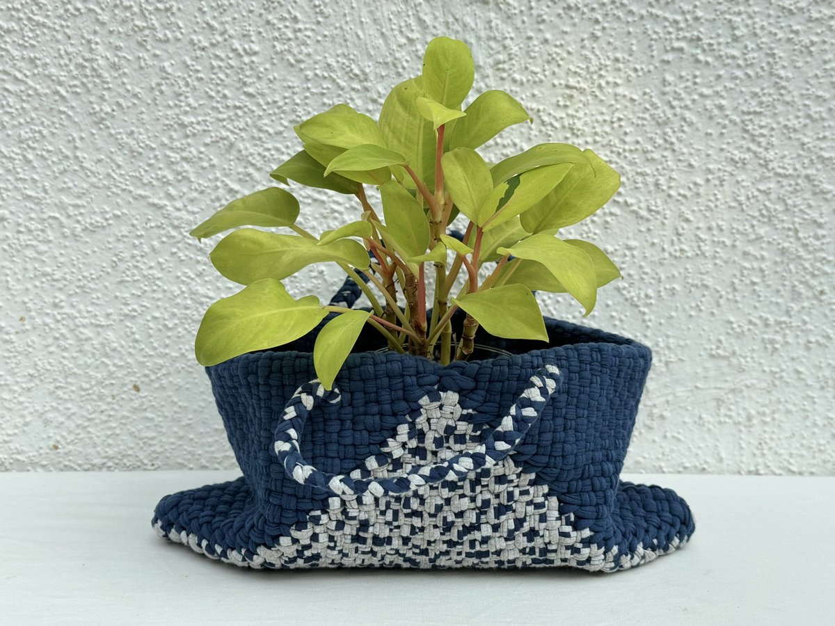 ritudidwania's tweet photo. @WestsideStores We are weavers of soft furnishings &amp; fashion handbags wishing to produce for @WestsideStores . Who can we contact to make presentations? https://t.co/9aRbM8I7lu https://t.co/f4DspHX0Zo
