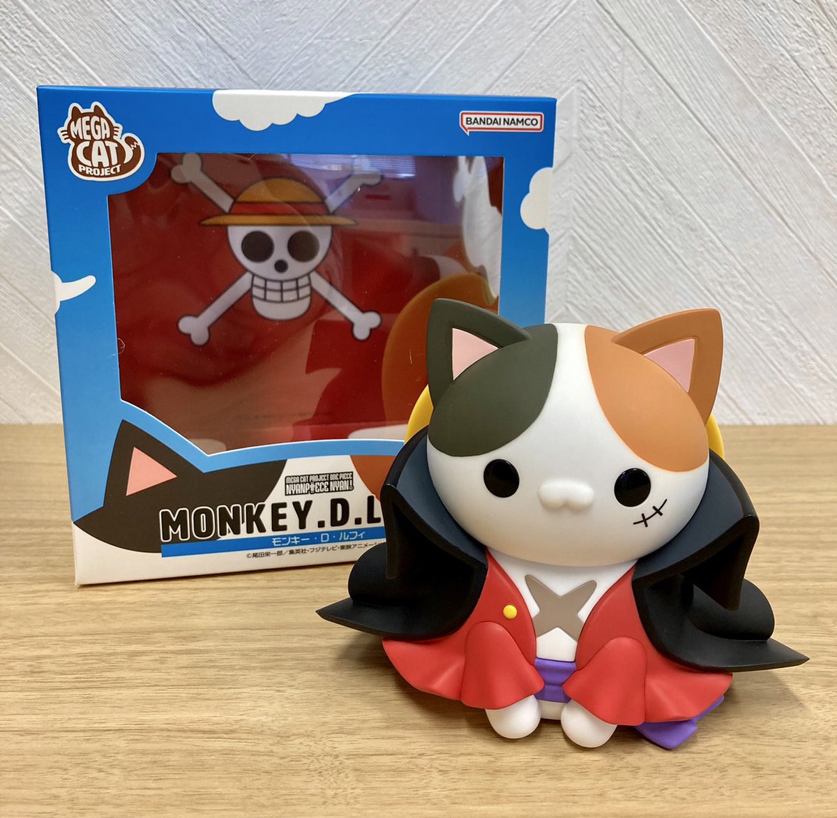 ワンピース】 MEGA CAT PROJECT ワンピース ニャンとも大きなニャン