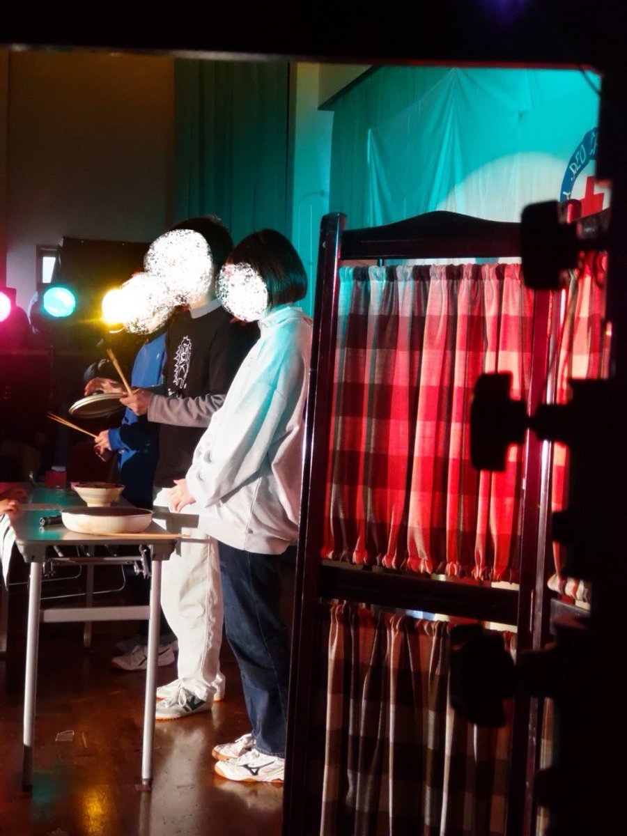 ④ミュージックフェスティバル(11月頃)
音楽を用いたレクリエーションやパフォーマンスを行うイベントです！団員は照明や司会などを担当します。主にこどもが楽しむイベントですが、団員の発表タイムもあるので好きなダンスや音楽を披露できます♪( ᷇࿀ ᷆ و(و "