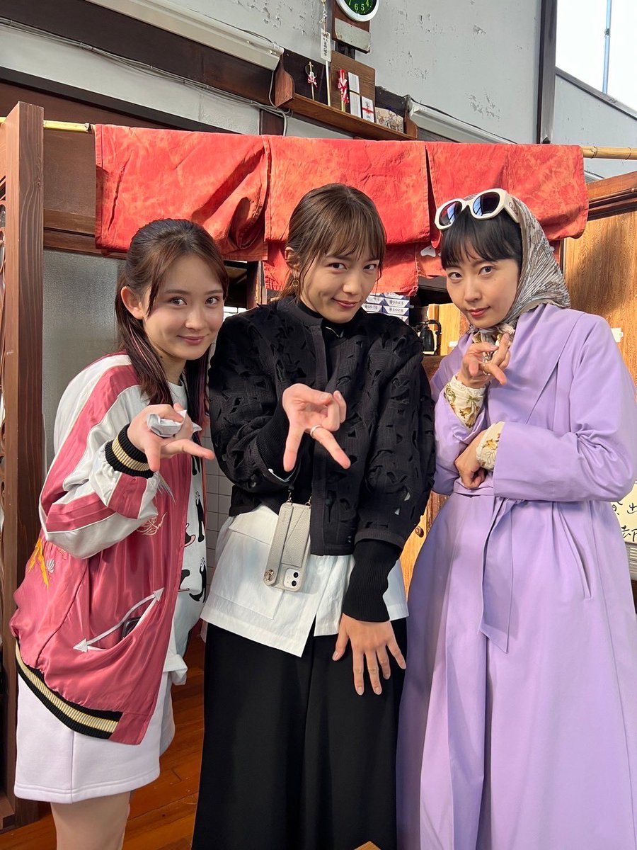 川口春奈 さん衣装】 🎬ドラマ #ナインボーダー/ «4月𝚂𝚃𝙰𝚁𝚃