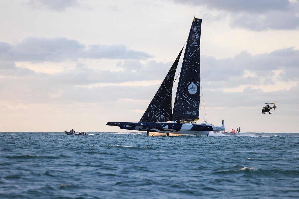 Lgrandlarge's tweet photo. Une victoire sans conteste, et surtout une prouesse humaine et technologique dont nous avons hâte qu’il vienne nous raconter sur les pontons de son port d’attache, Lorient La Base ! 🥳
📸 © Vincent Olivaud, Alexis Courcoux
@LorientAgglo
#LGL #MadeInLorientLaBase https://t.co/nDDRBnQJJH