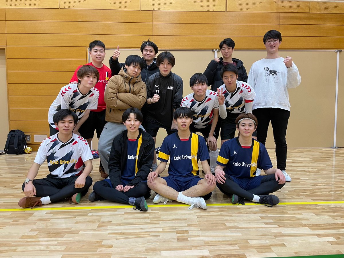 Keio_STC's tweet photo. 先日JOC全日本セパタクロージュニア選手権大会が行われました🇹🇭

慶應からは3チーム出場し、慶應Aはベスト16でした🔥
今年度の学生大会は今大会が最後となりましたが、来年度は新メンバーと共に優勝を目指します！🥇

#慶應
#慶應セパタクロー
#春から慶應
#慶應サークル
#セパタクロー https://t.co/hkivQQBIbL