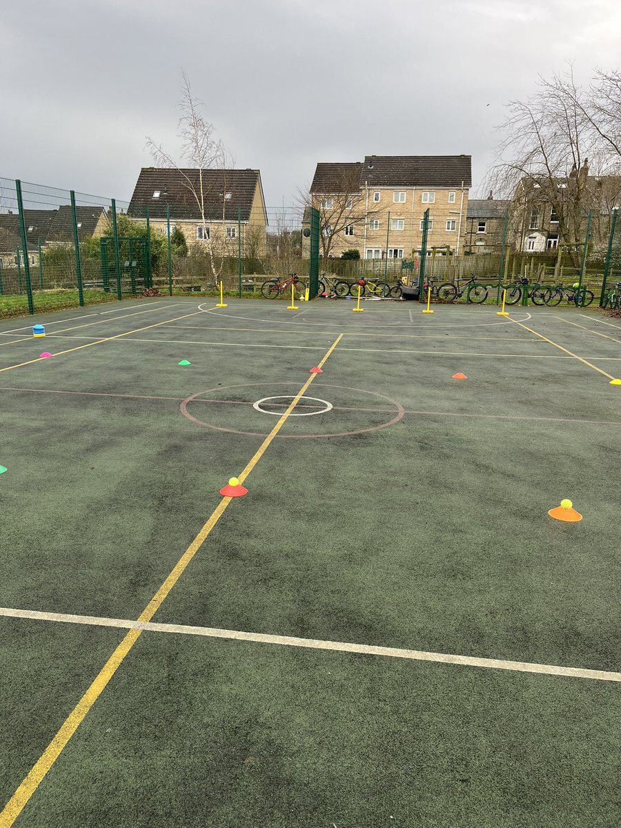 All set for a day looking at batting with Y4s in @LindleyJS @Chance2Shine @Yorkshirecb