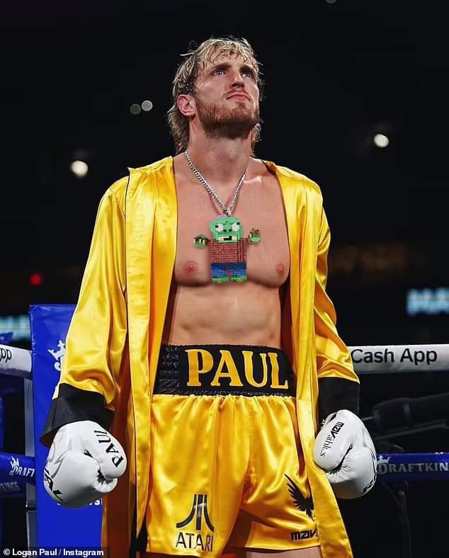 mylesyeotan's tweet image. The best celebrity I can think of is @LoganPaul ! 🥊🥊🥊

The @KevinDeRug  x @jrneofficial pendant goes well with his $5,000,000 PSA 10 Pikachu illustrator pendant and $1,000,000 holo charizard pendant because Kevin is priceless! 💎

#DysfunctionallyAwesome