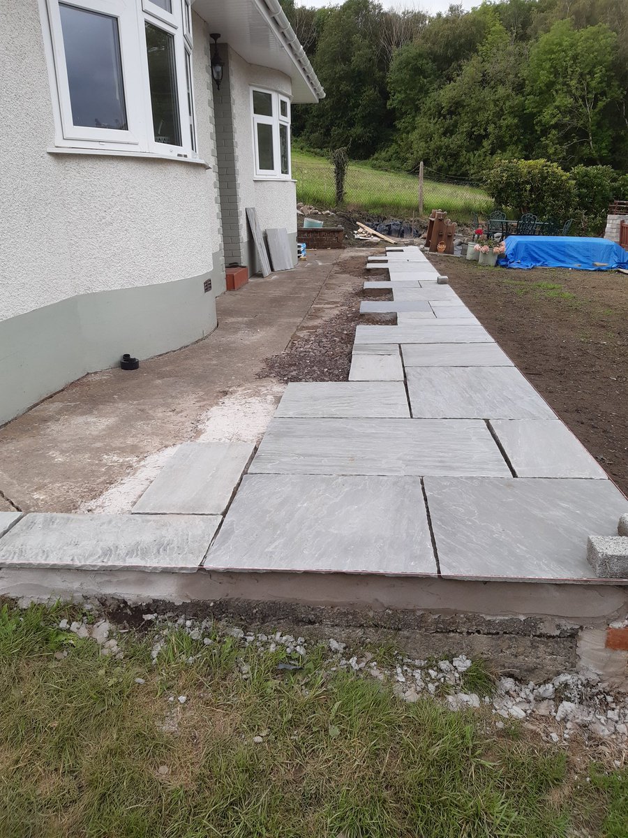 mouse_workshop's tweet image. Laying an Indian sandstone patio around the house. This was a hard job as I had to lay upon an existing concrete slab, so drains had to be cut in , and levels kept ensuring I remained below the DPC. Well worth it in the end!  
#DIY #PATIO #renovation