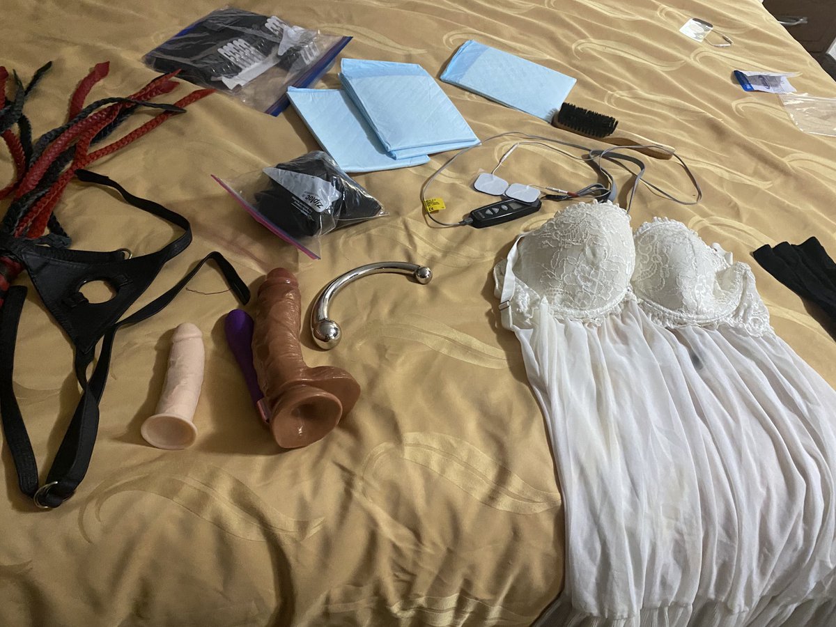 GoddessRamoni's tweet photo. You know what time it is….🦹‍♀️😈👹🪬 https://t.co/72MsXK4W0A