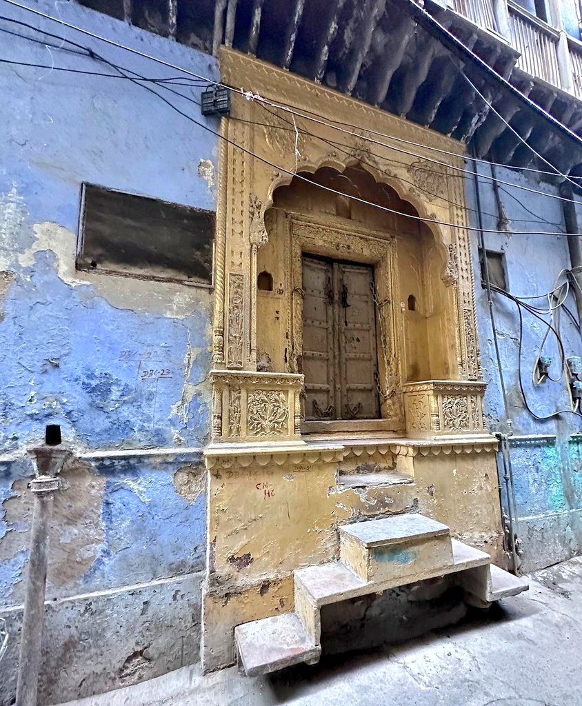 Purani Dilli 
Old Delhi