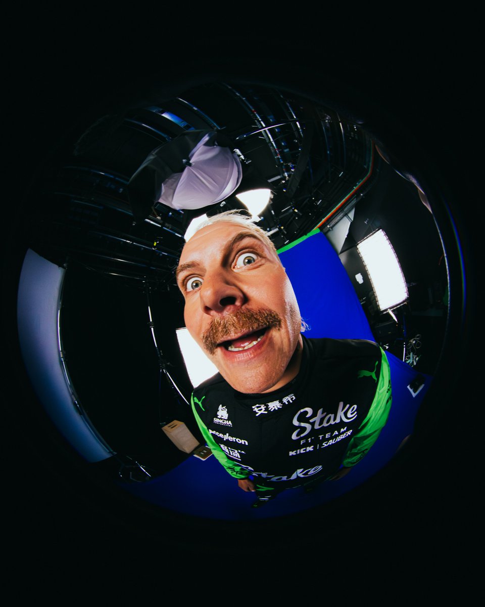 F1's tweet image. You wanted more... 🥸 

#BahrainGP #F1