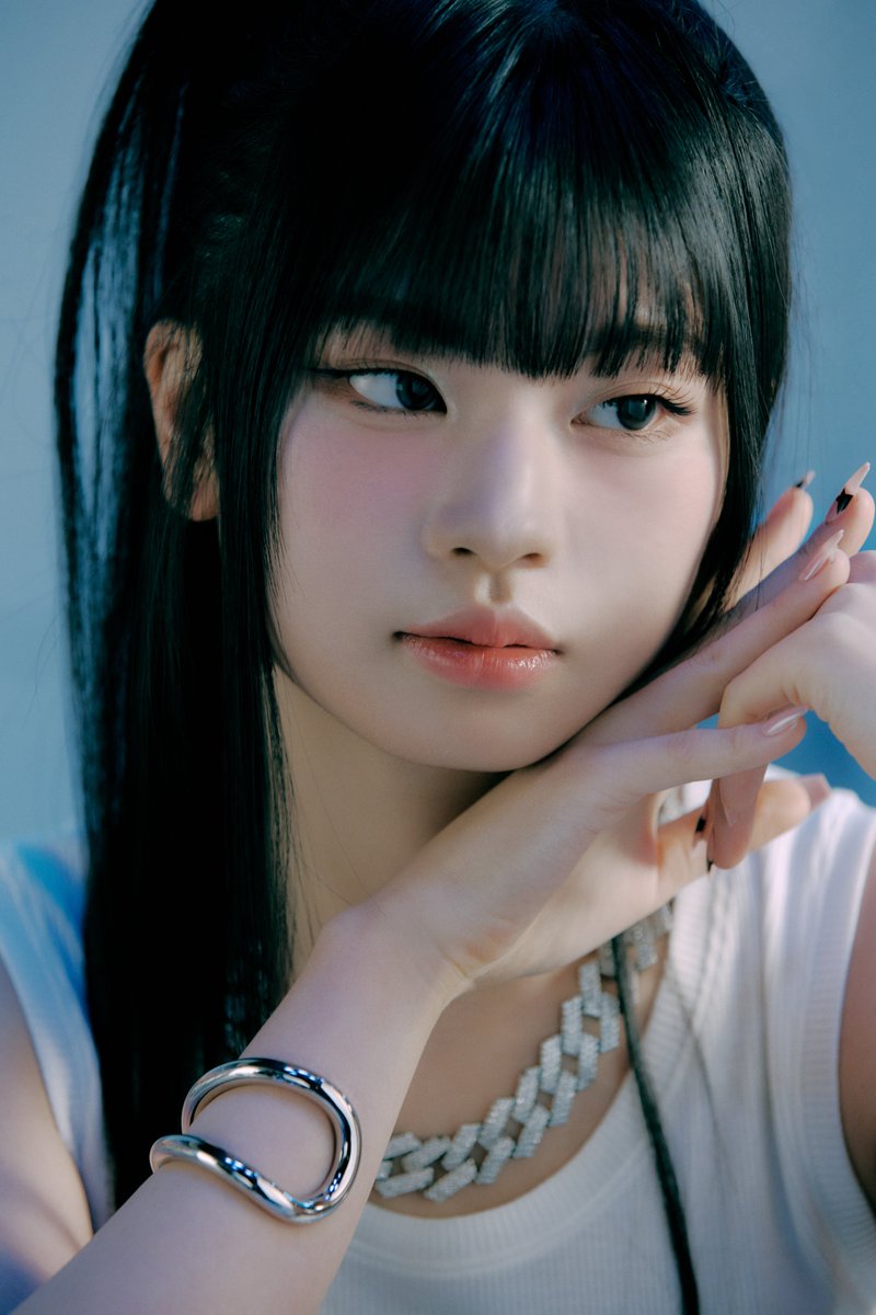 official__ME_I_'s tweet photo. ME:I Debut Single "MIRAI"
 ⇱  2024.04.17
＿＿＿＿＿＿＿＿＿＿＿＿＿＿＿

  [ 𝖨𝗆𝖺𝗀𝖾 𝖳𝖾𝖺𝗌𝖾𝗋 ]
  - Waiting ver. -

  #村上璃杏 #RINON #리논
＿＿＿＿＿＿＿＿＿＿＿＿＿＿＿

#ME_I_MIRAI
#ME_I #ミーアイ #미아이
#ME_I_DEBUT_0417 https://t.co/Oy1IrpJzgJ