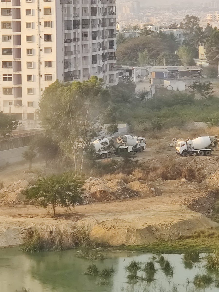 naveenmzs's tweet photo. How are some builders addressing water shortage in Bengaluru? 

Pic : Subedeharana Lake, off Begur Road. 

…
30-metre periphery of water body is a no construction zone as per court orders but the rule exists only on paper. https://t.co/6NY5UR8K4u