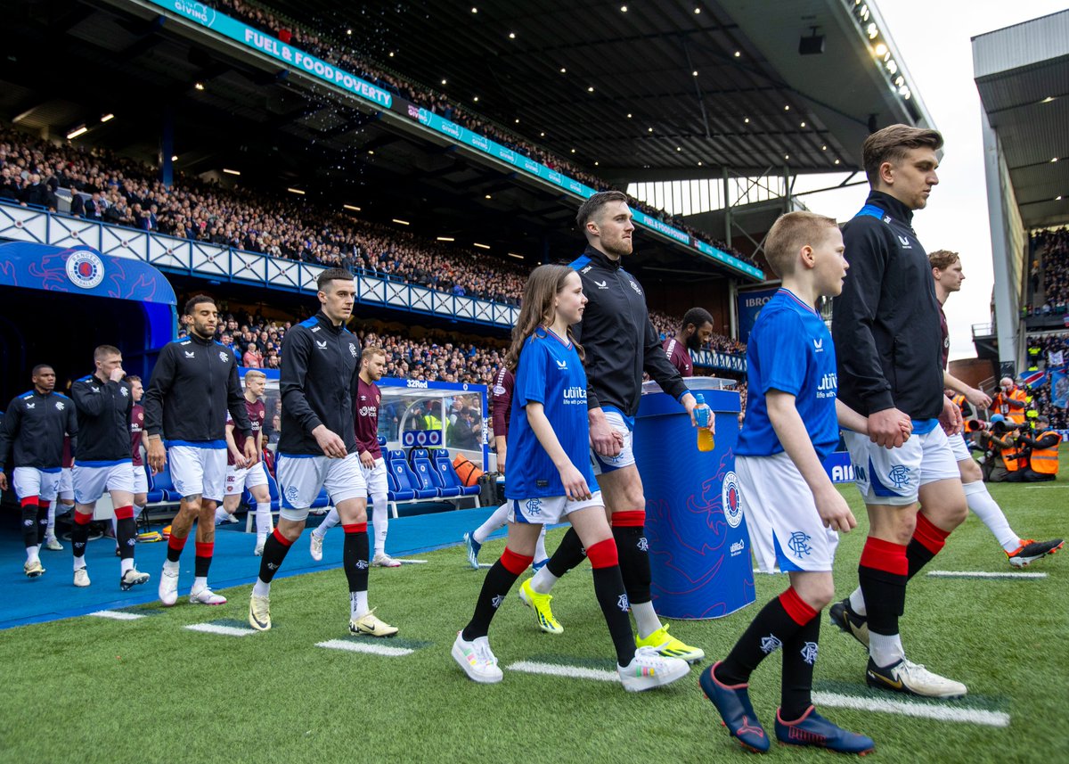 A day to remember! Rangers Charity Foundation presented the BHF with a £25,000 cheque, #Hearty met #BroxiBear, Rangers FC sported our t-shirts, and Scarlett Dougan led the teams out as one of the matchday mascots ❤️📷 #heartmonth2024 #keepingfamilestogetherforlonger