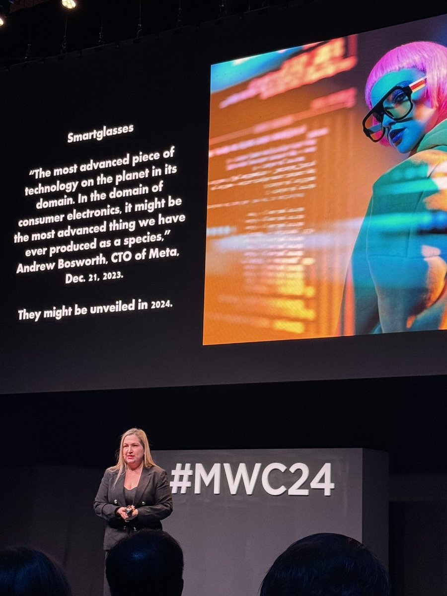 Always fascinating to get a peek into the future with the absolutely brilliant @CathyHackl 💡 #MWC2024 #MWC24 #FutureIsNow #CathyHackl