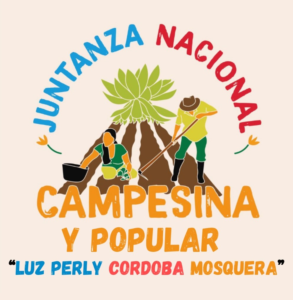 campoenjuntanza's tweet photo. #ALERTA ESMAD asedia 40 familias ocupantes de tierra-ARCOPAZ finca Santa Helena Vereda La Espinosa Baraya/Huila. Estas familias son miembros de @campoenjuntanza Responsabilizamos a gobierno @petrogustavo por cualquier afectación a nuestros campesinos @MinInterior @DefensoriaCol https://t.co/8dCoscp6NU