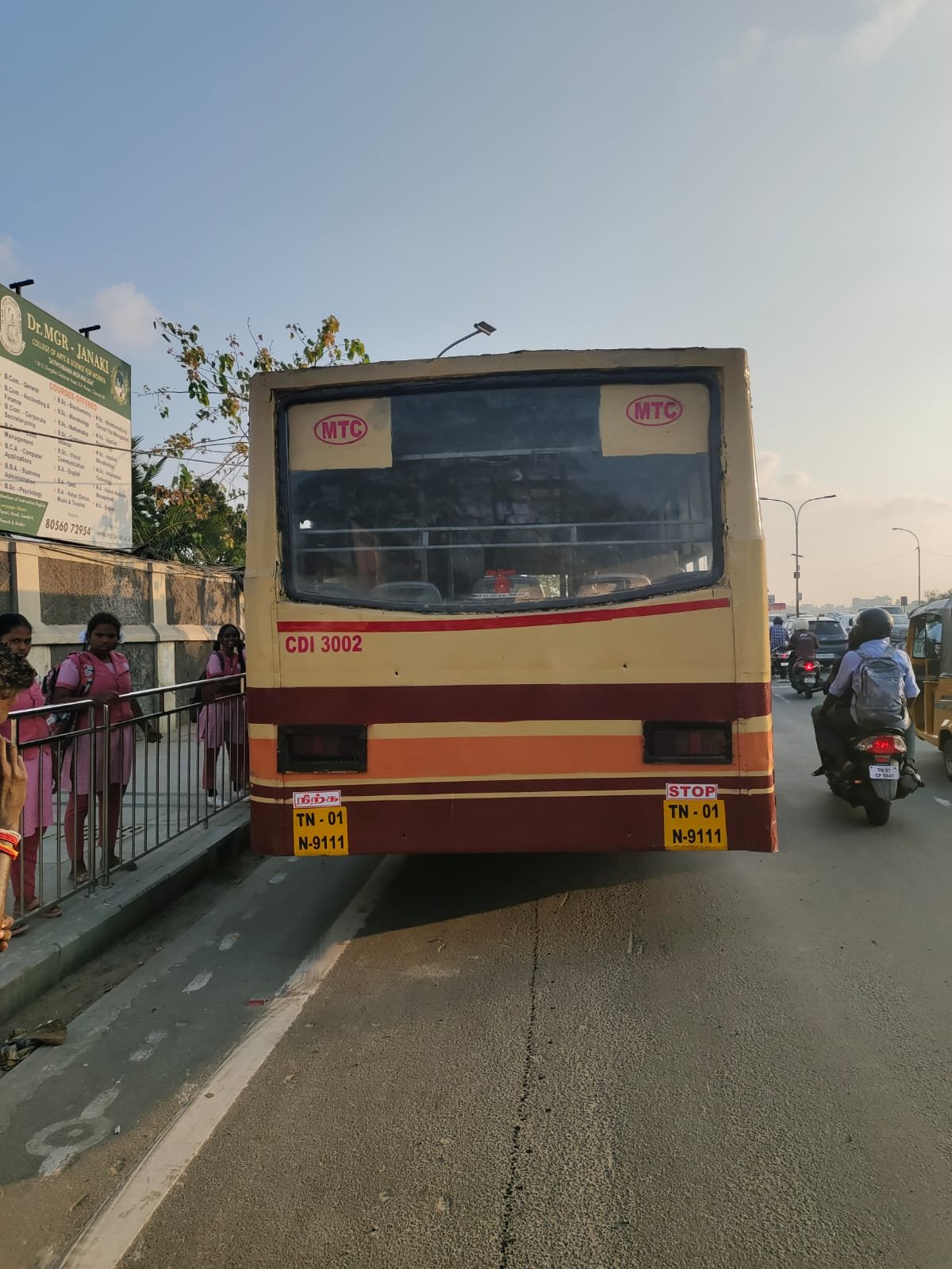 Greater Chennai Traffic Police on X TRAFFIC UPDATE MtcChennai Bus breakdown in front of Shivaji Manimandapam TRAFFIC SLOW MOVING FROM MRC TO GREENWAYS Officers attending to the issue to remove it