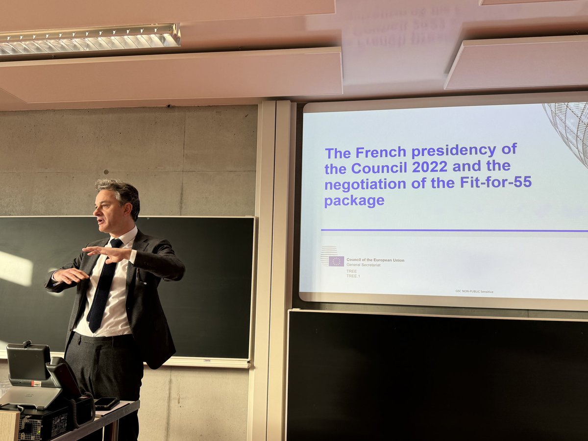 Uwe Puetter (@uwepuetter) on Twitter photo Perfect conclusion of our <a href="/EUCouncil/">EU Council</a> seminar <a href="/collegeofeurope/">College of Europe</a> with Fabrice Dubreuil from the GSC, previously French Deputy Permanent Representative during the 2022 French presidency, speaking about the negotiations on #Fitfor55 at that time. Many thanks! Perfect conclusion of our <a href="/EUCouncil/">EU Council</a> seminar <a href="/collegeofeurope/">College of Europe</a> with Fabrice Dubreuil from the GSC, previously French Deputy Permanent Representative during the 2022 French presidency, speaking about the negotiations on #Fitfor55 at that time. Many thanks!