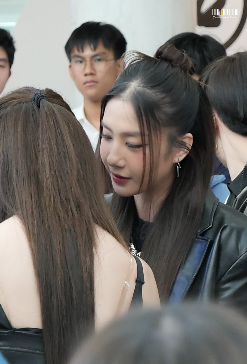 nimbostrts's tweet photo. คงจะอยู่ไม่ได้แล้วจริงๆ 🫠 https://t.co/UOy2dlvEZs