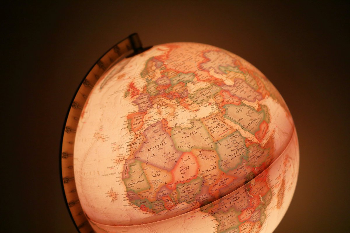 Call for Papers: Humanities and International Relations Graduate Conference, June 14, 2024 - The Hague Campus of Leiden University
staff.universiteitleiden.nl/news/2024/02/c…
In our rapidly evolving and interconnected  world, the study of International Relations has expanded beyond  conventional